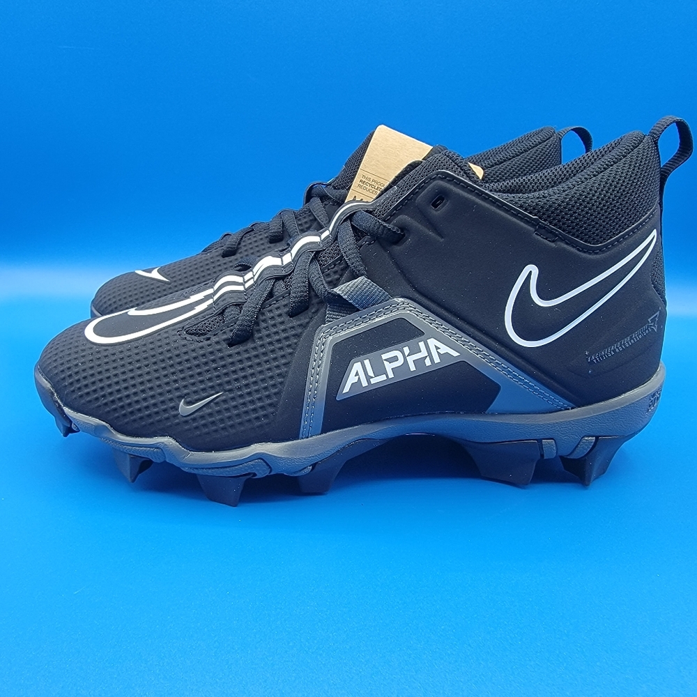Nike Alpha Menace 3 Shark Big Kids/Youth Football Cleats Size 6Y Wide Black New